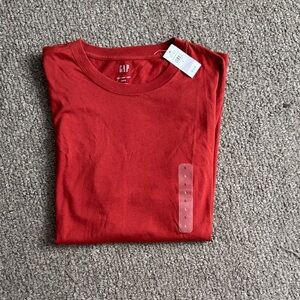 GAP Red Short Sleeve Tee
